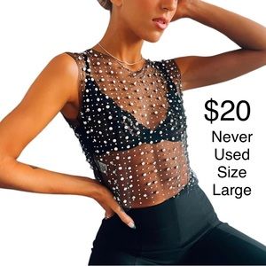 Black Pearl Mesh Top Large $20